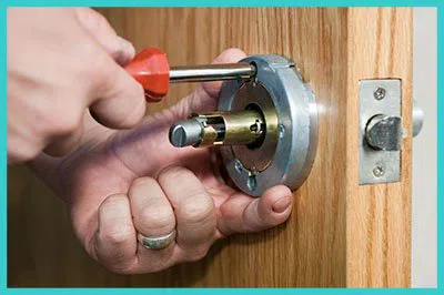 Advanced Locksmith Service Orange Park, FL 904-495-0240 - 10-residential-lockouts